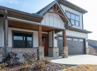 109 Whistling Straits Way, Guntersville, AL 35976