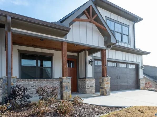 109 Whistling Straits Way, Guntersville, AL 35976