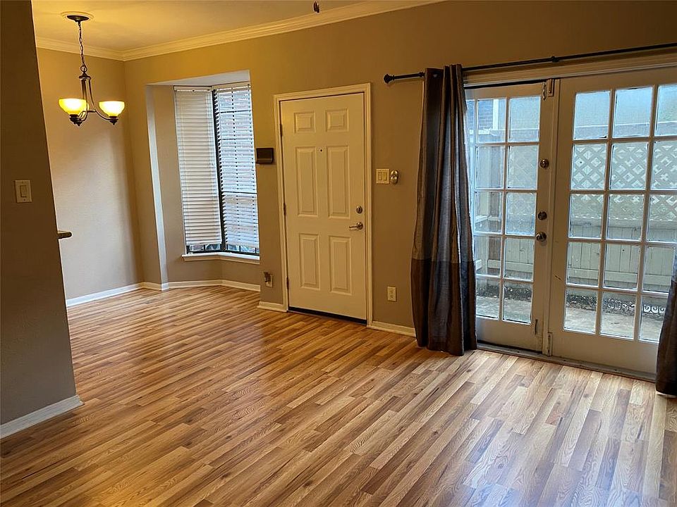 1st image of 2121 El Paseo St APT 1315