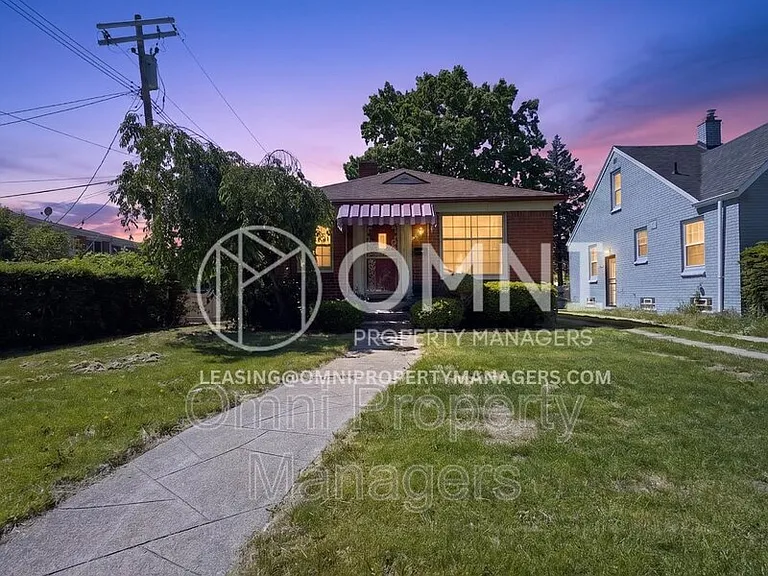 11529 Roxbury St — Photo 22