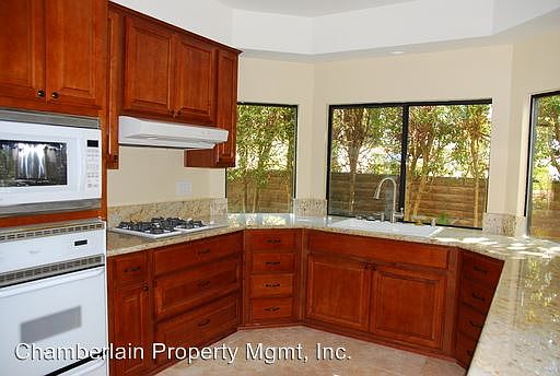 3rd image of 2362 Shorthill Dr
