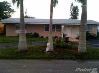 8310 NW 10th St, Pembroke Pines, FL 33024