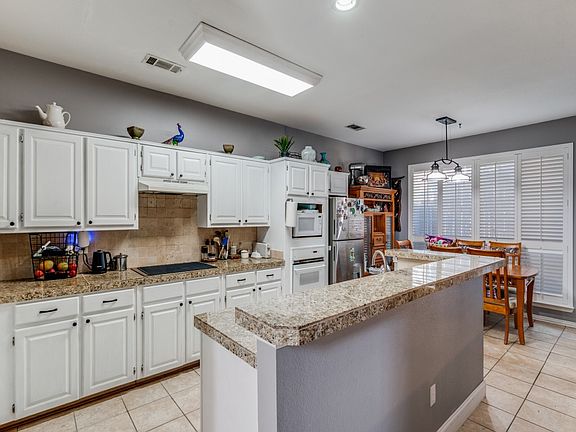 5th image of 8417 Towneship Ln