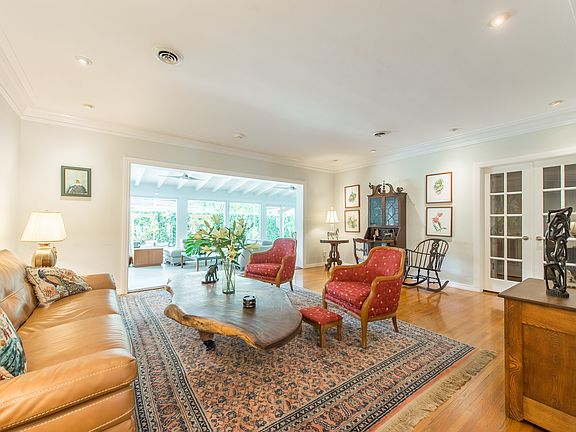 2nd image of 1409 Granada Blvd