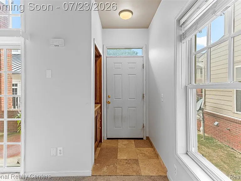 178 Amys Walk — Photo 4