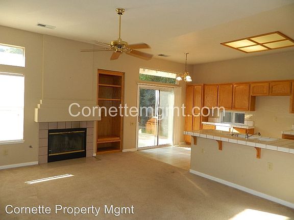 4th image of 2628 La Croix Dr