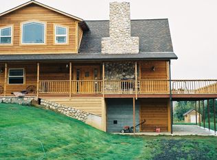 56119 Lee Valley Rd, Coquille, OR 97423