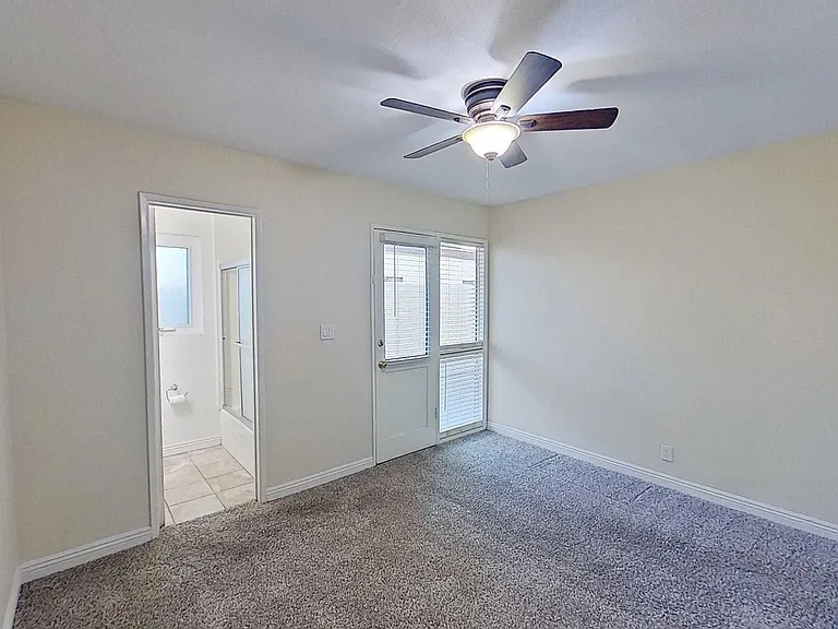 11016 Paloma Ave — Photo 9