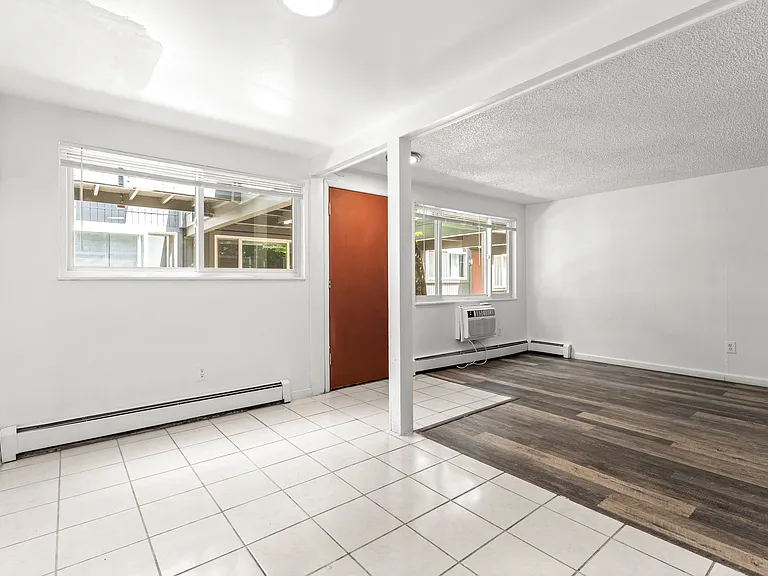 Mohawk Green Apartments — Photo 50