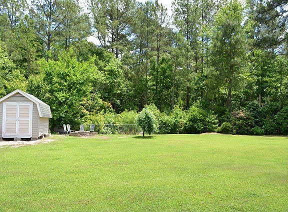 4th image of 114 Amhurst Dr