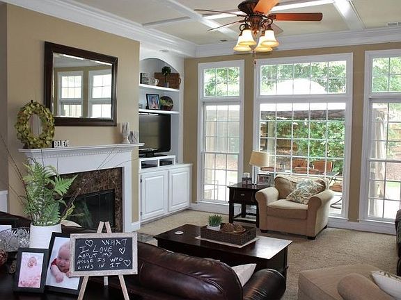 5th image of 1087 Lakefield Walk