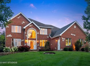 7211 Owl Way, Cary, IL 60013