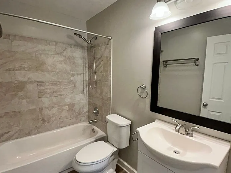 4224 Victory St — Photo 15