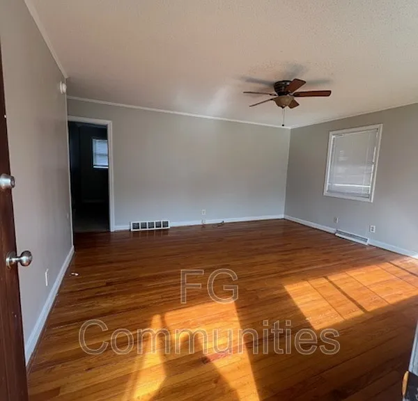5212 Lewis Rd — Photo 13
