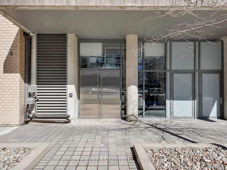 42 Camden St #703 — Photo 30