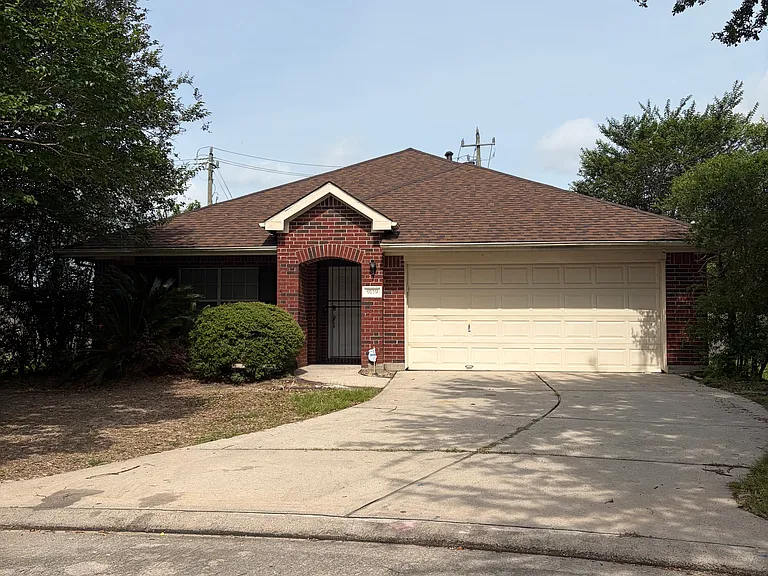 9119 Melody Park Ln — Photo 2