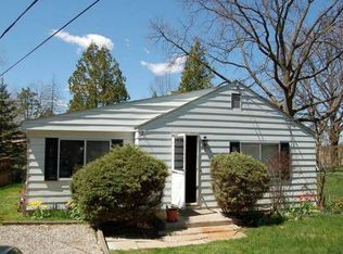 4079 Rich Dr, Waterford, MI