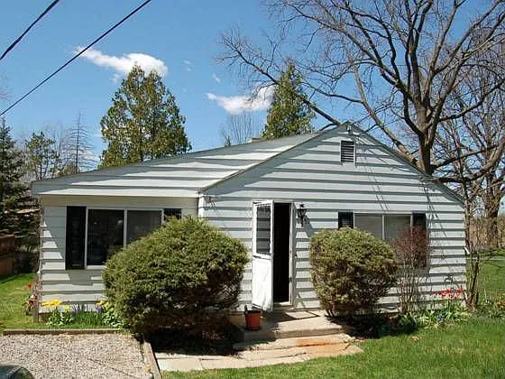 4079 Rich Dr photo 1