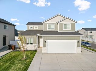 1303 E Willbur Ln, Eagle Mountain, UT 84005