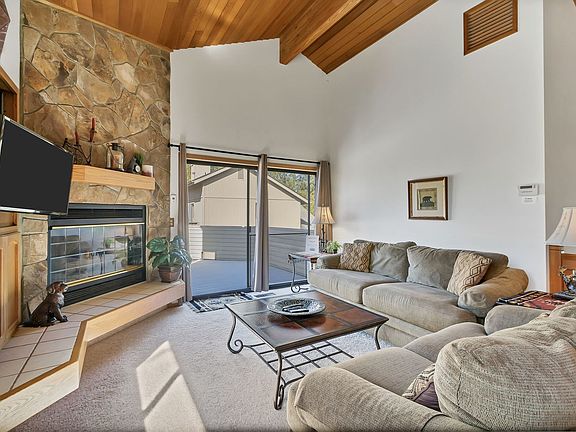 2nd image of 17860 Crag Ln #Id1247381p