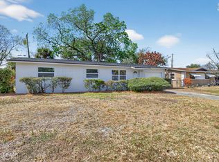 852 White Ct, Daytona Beach, FL 32117