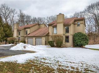 42 E Meadow Rd, Southbury, CT 06488