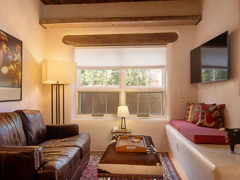 537 Garcia St — Photo 4