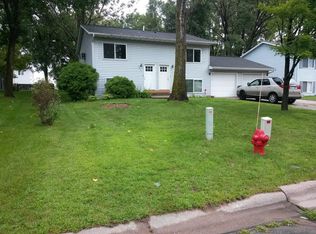 869 1st Ave SW, Forest Lake, MN 55025