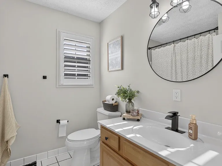 18459 John Ashley Dr — Photo 17