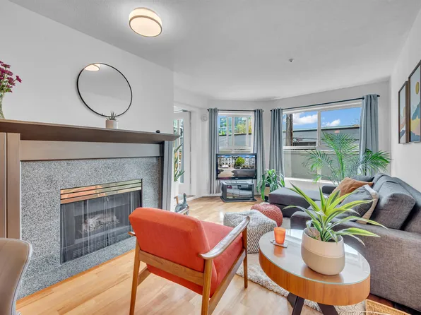 511 W 7th Ave #206, Vancouver, BC V5Z 4R2