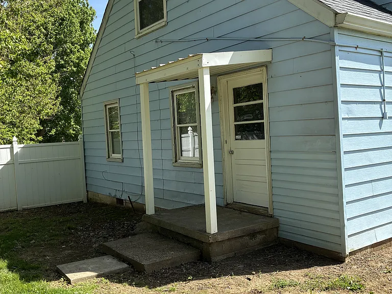 1022 Virginia Ave — Photo 11