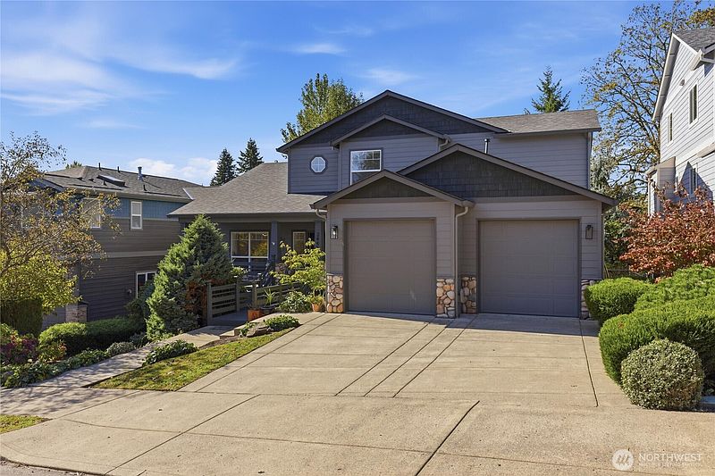 2nd image of 2445 W 10th Street