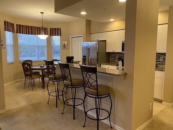 4th image of 7615 Arbor Lakes Ct #413-1