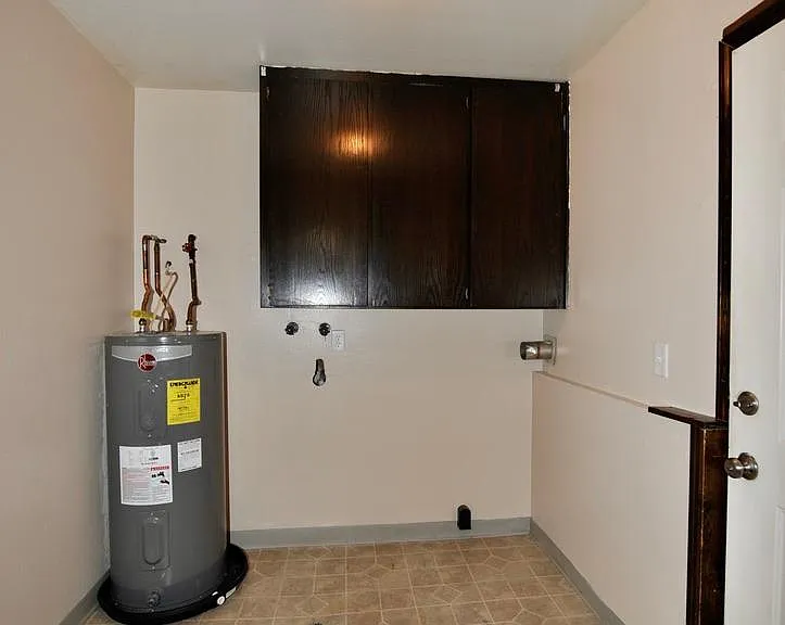 2201 N Spokane St #4 — Photo 18