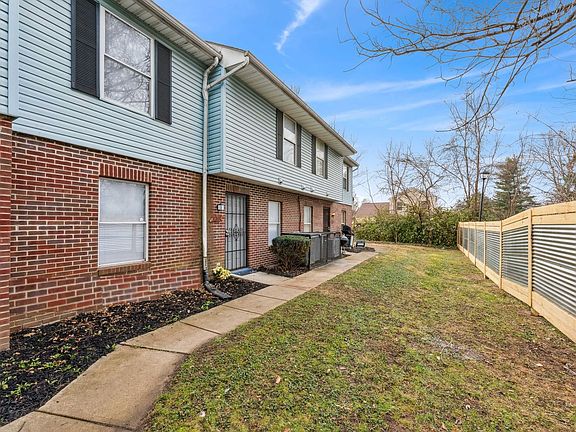 5th image of 3271-3291 E Mound St #3265