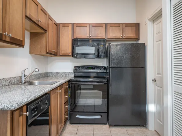 455 NE 24th Ave