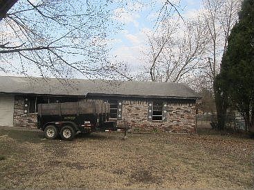 2nd image of 2226 Churchill Rd