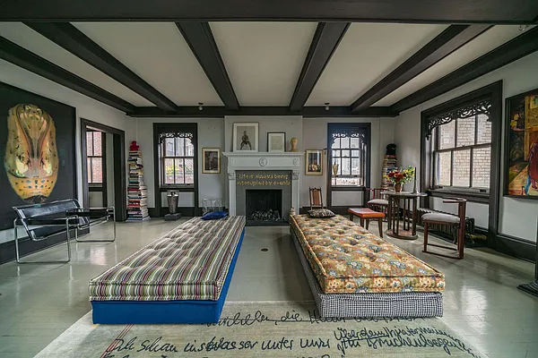 Sold by Compass | media 30