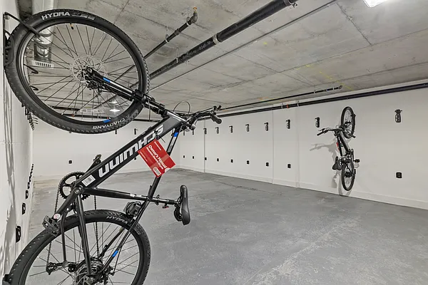 Rented by ERNY LLC | media 39