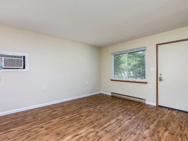 8 Wallingford Dr — Photo 9