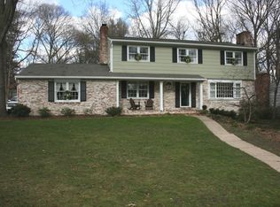 8 Emerson Rd, Severna Park, MD 21146