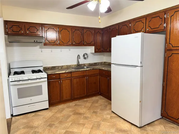 104-02 51st Ave #3, Corona, NY 11368