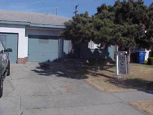 1st image of 733-35 Woodlawn Ave