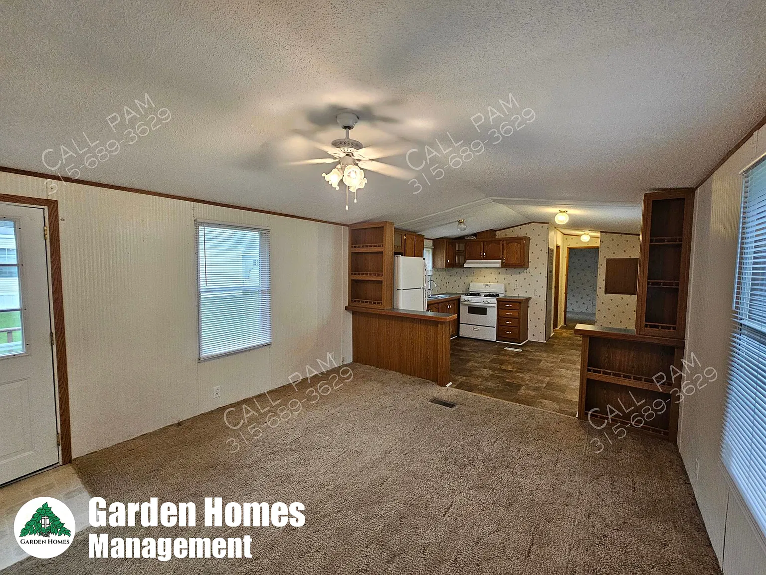 3 bed, 1.5 bath, 924 sqft, $1,425 — Photo 3