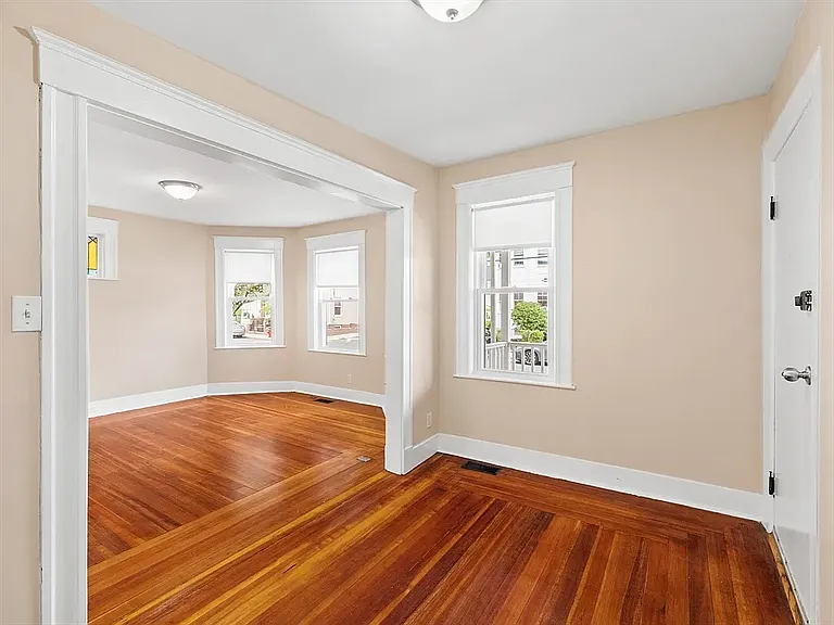 115 Sagamore Ave #1 — Photo 7