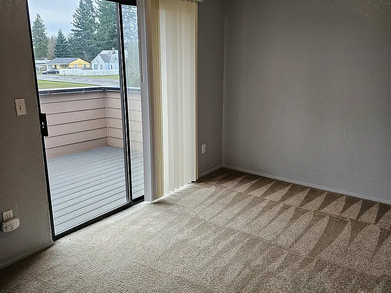 2830 D Pl SE #D — Photo 5