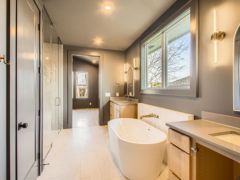 623B Eastboro Dr — Photo 17