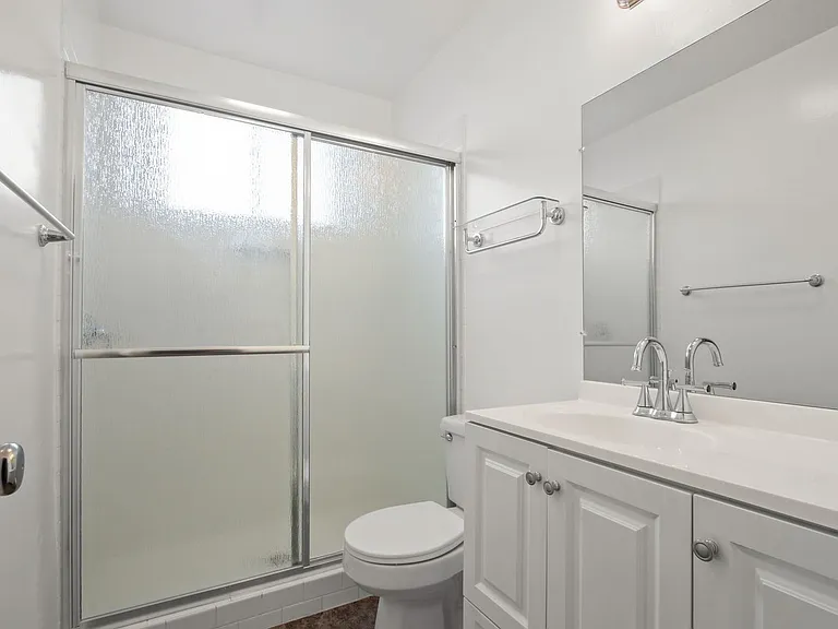 1449 Princeton St in Santa Monica — Photo 10