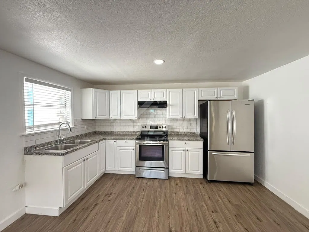 3 bed, 1788 sqft, $1,500 — Photo 3