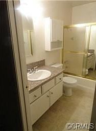 4th image of 1349 N Vineyard Ave